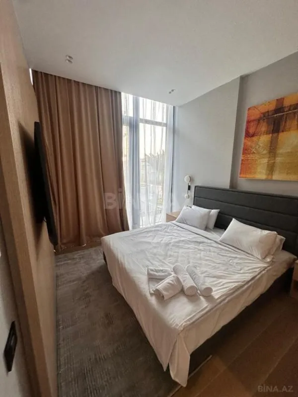 Kirayə verilir 2 otaqlı mənzil 86 m²