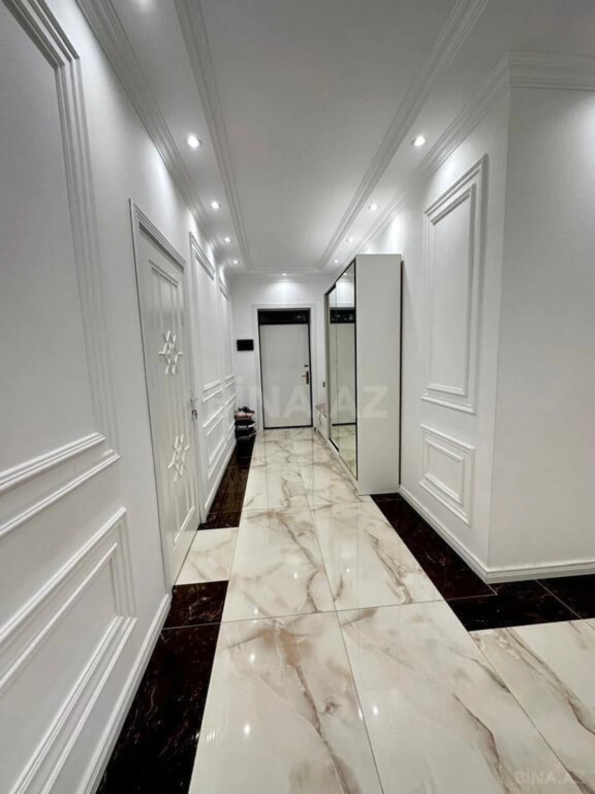 Kirayə verilir 4 otaqlı həyət evi 200 m²