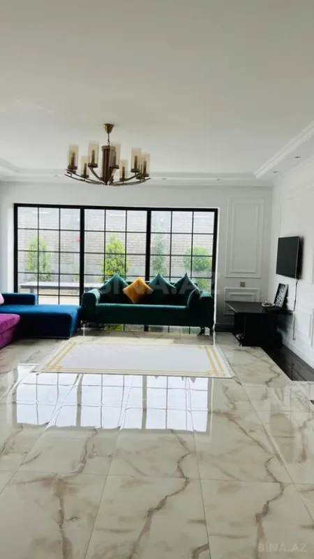 Kirayə verilir 4 otaqlı həyət evi 200 m²