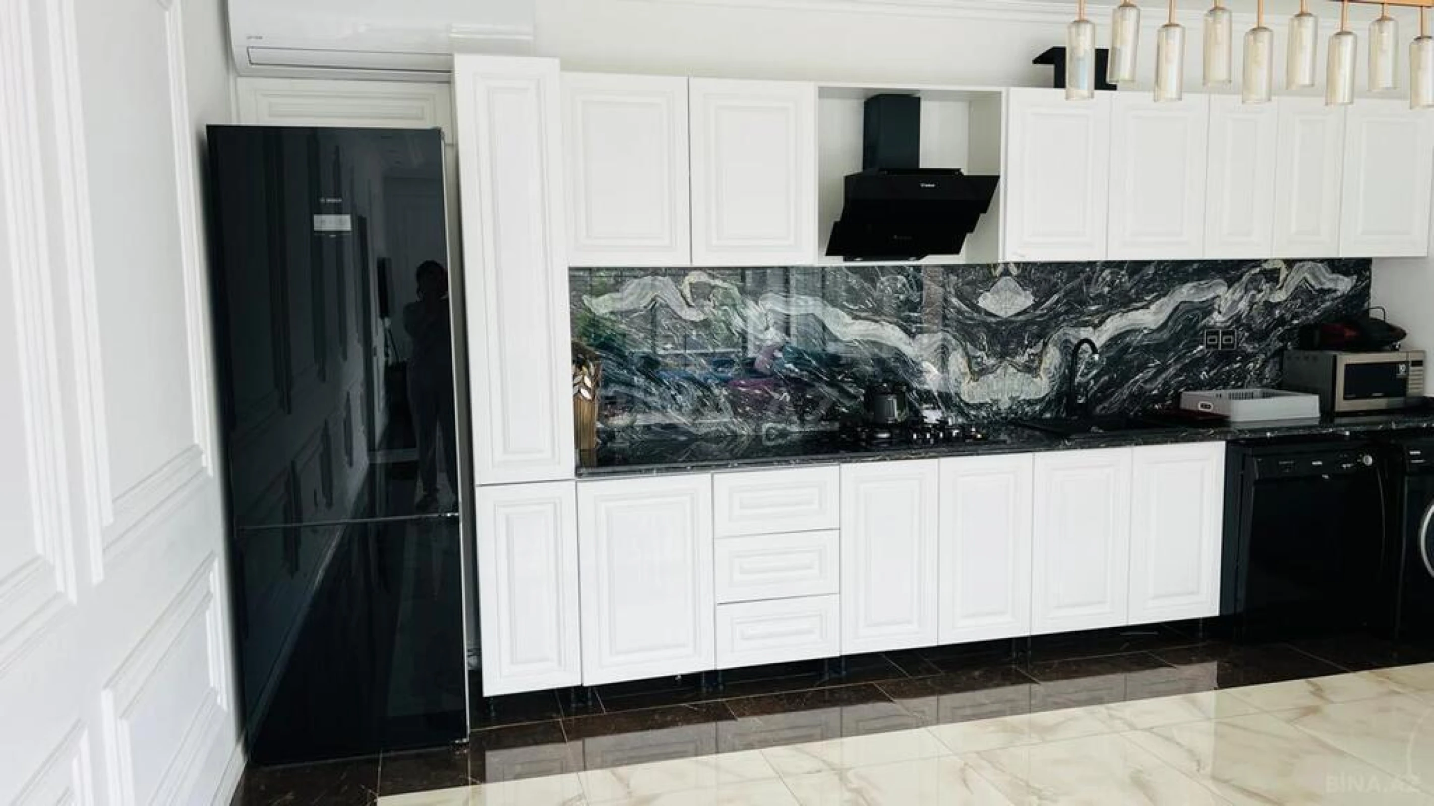 Kirayə verilir 4 otaqlı həyət evi 200 m²