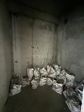 Satılır 2 otaqlı mənzil 76 m²