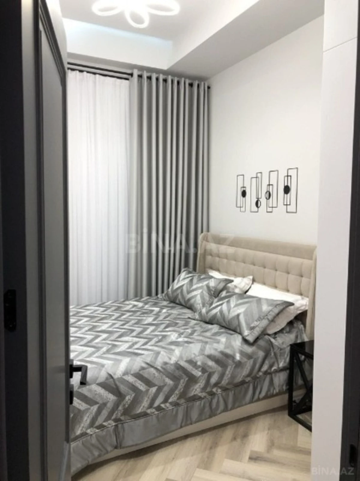 Kirayə verilir 2 otaqlı mənzil 60 m²