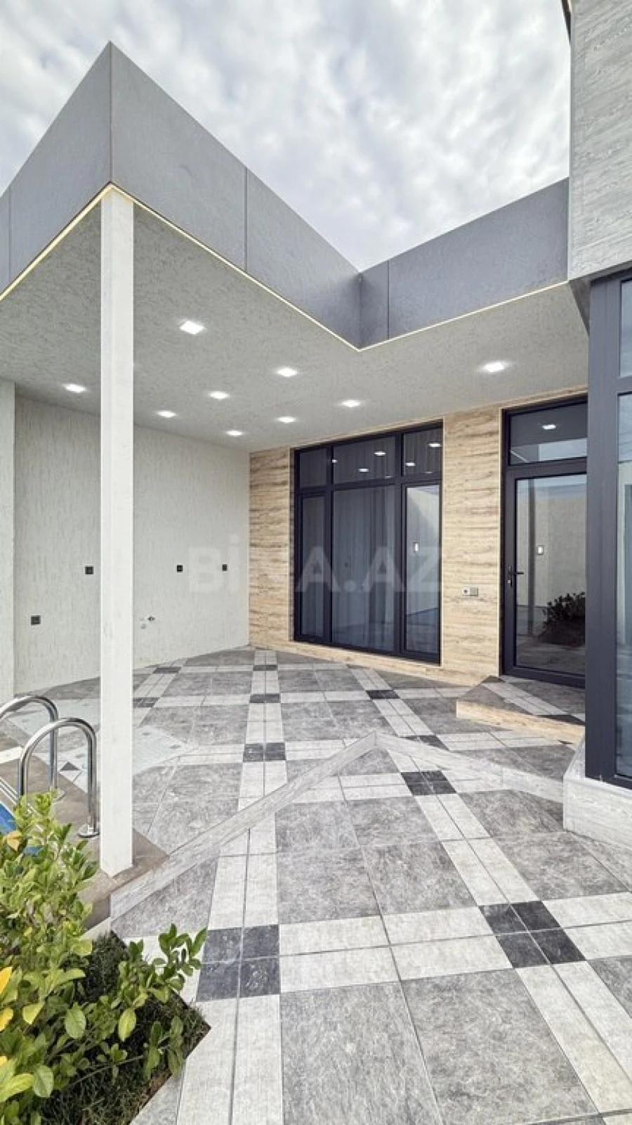 Satılır 3 otaqlı həyət evi 100 m²