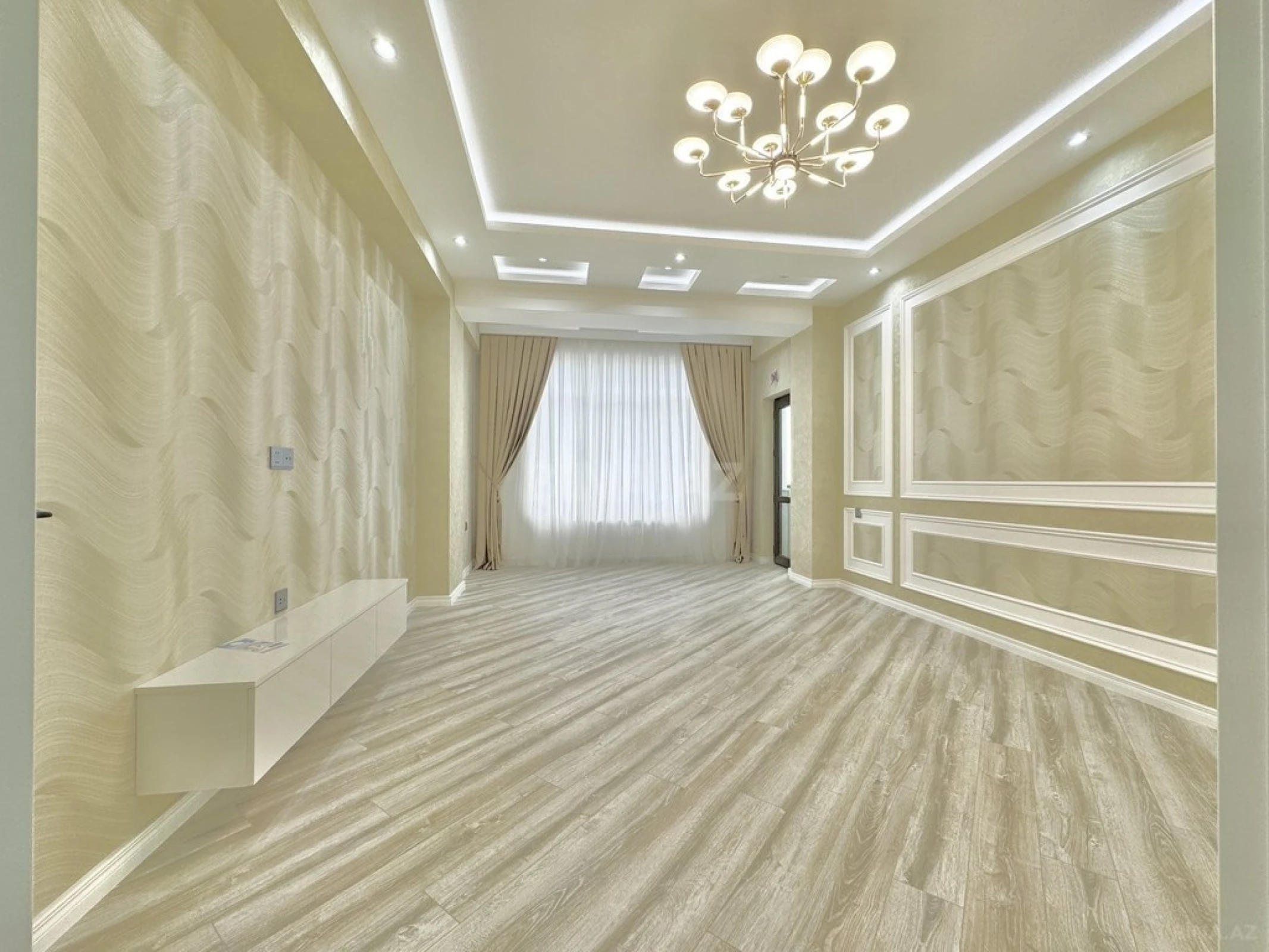 Satılır 2 otaqlı mənzil 91 m²