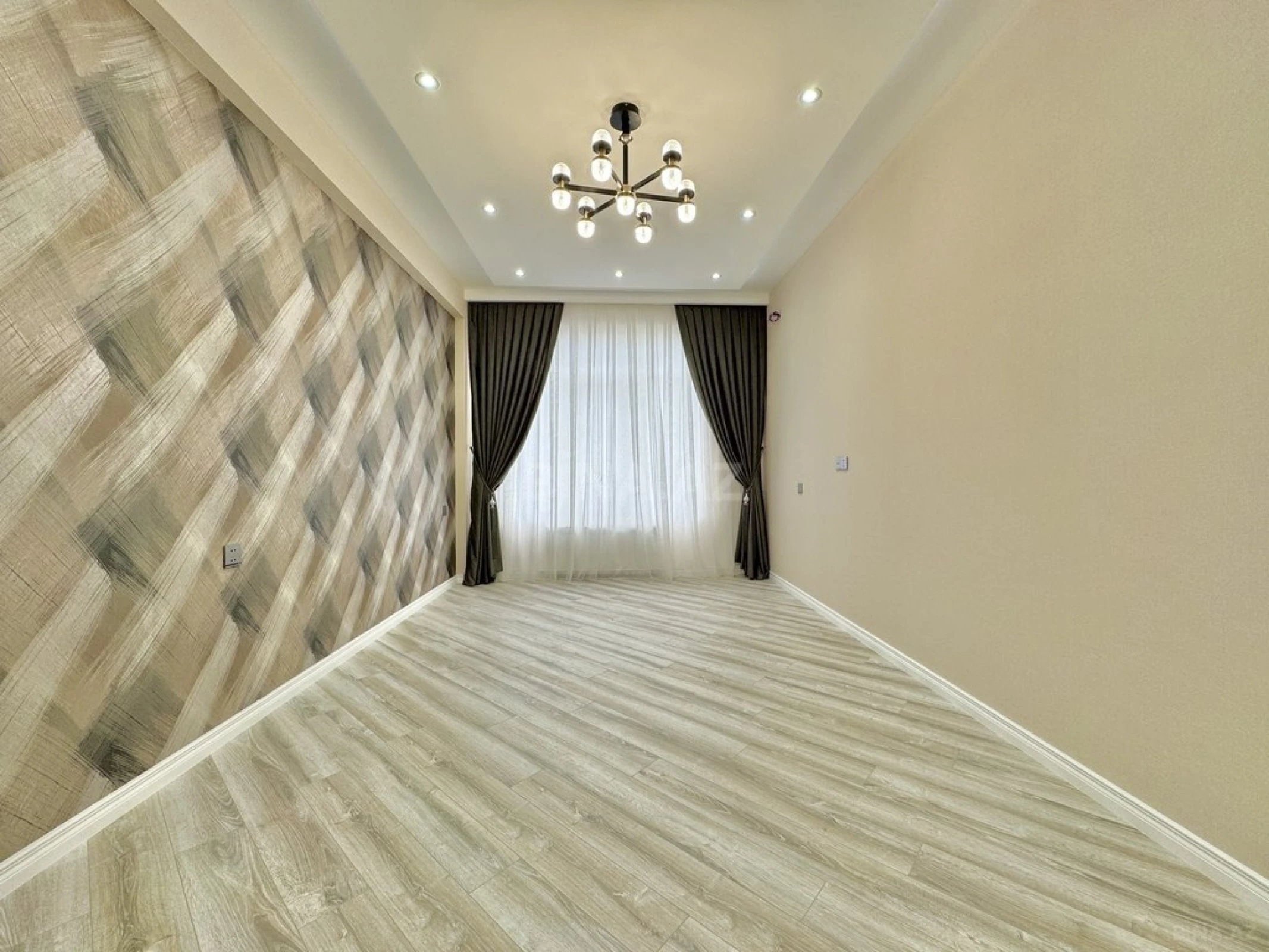 Satılır 2 otaqlı mənzil 91 m²