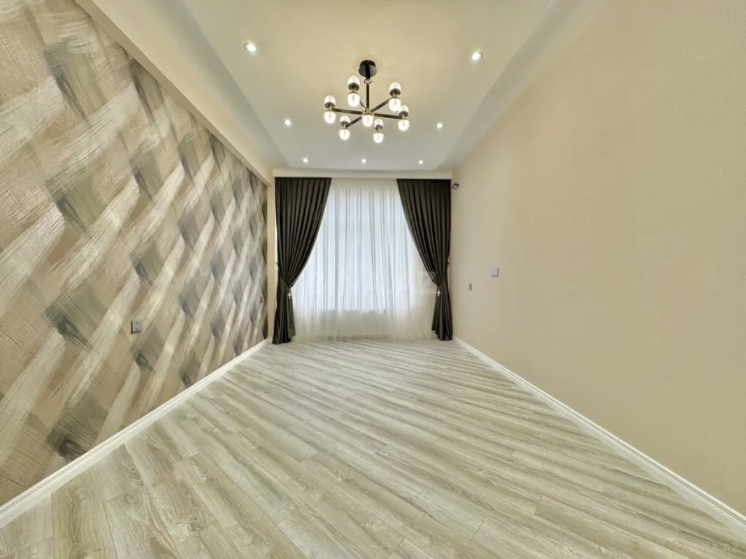Satılır 2 otaqlı mənzil 91 m²