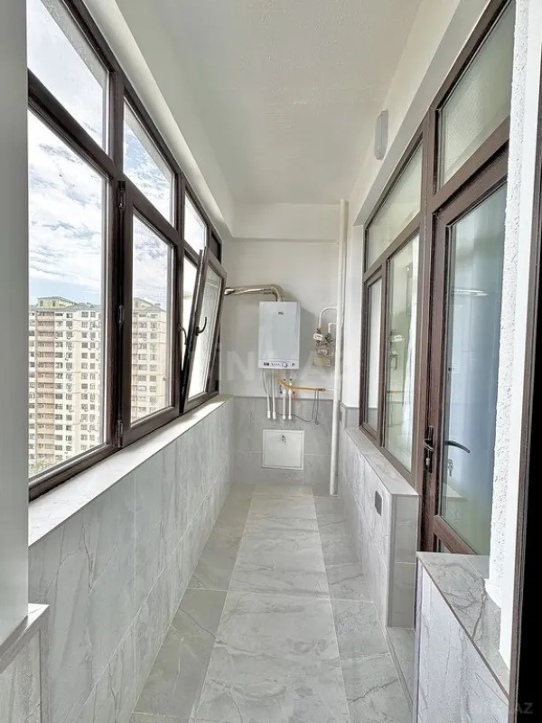 Satılır 2 otaqlı mənzil 91 m²