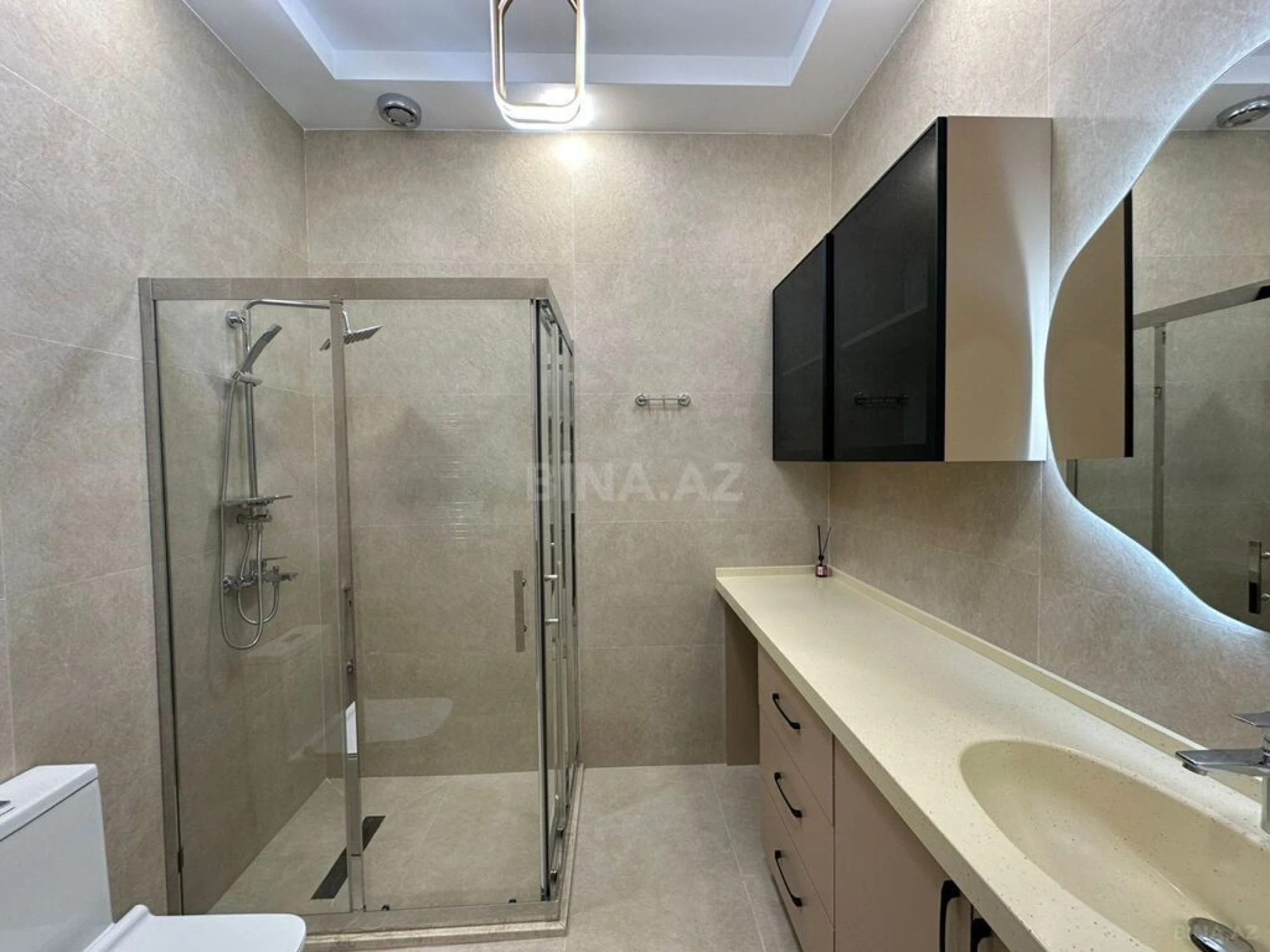 Satılır 4 otaqlı həyət evi 170 m²