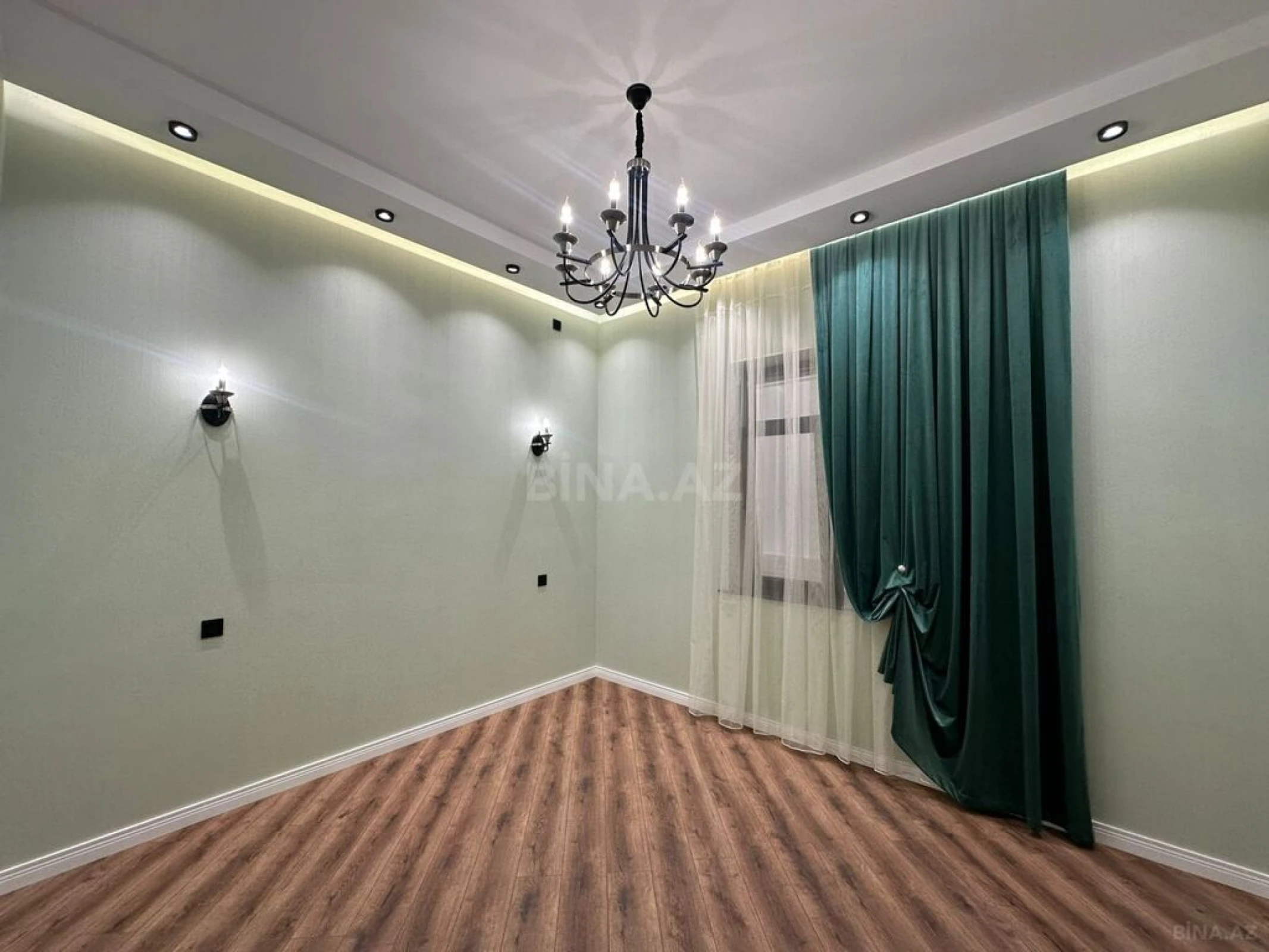 Satılır 4 otaqlı həyət evi 170 m²