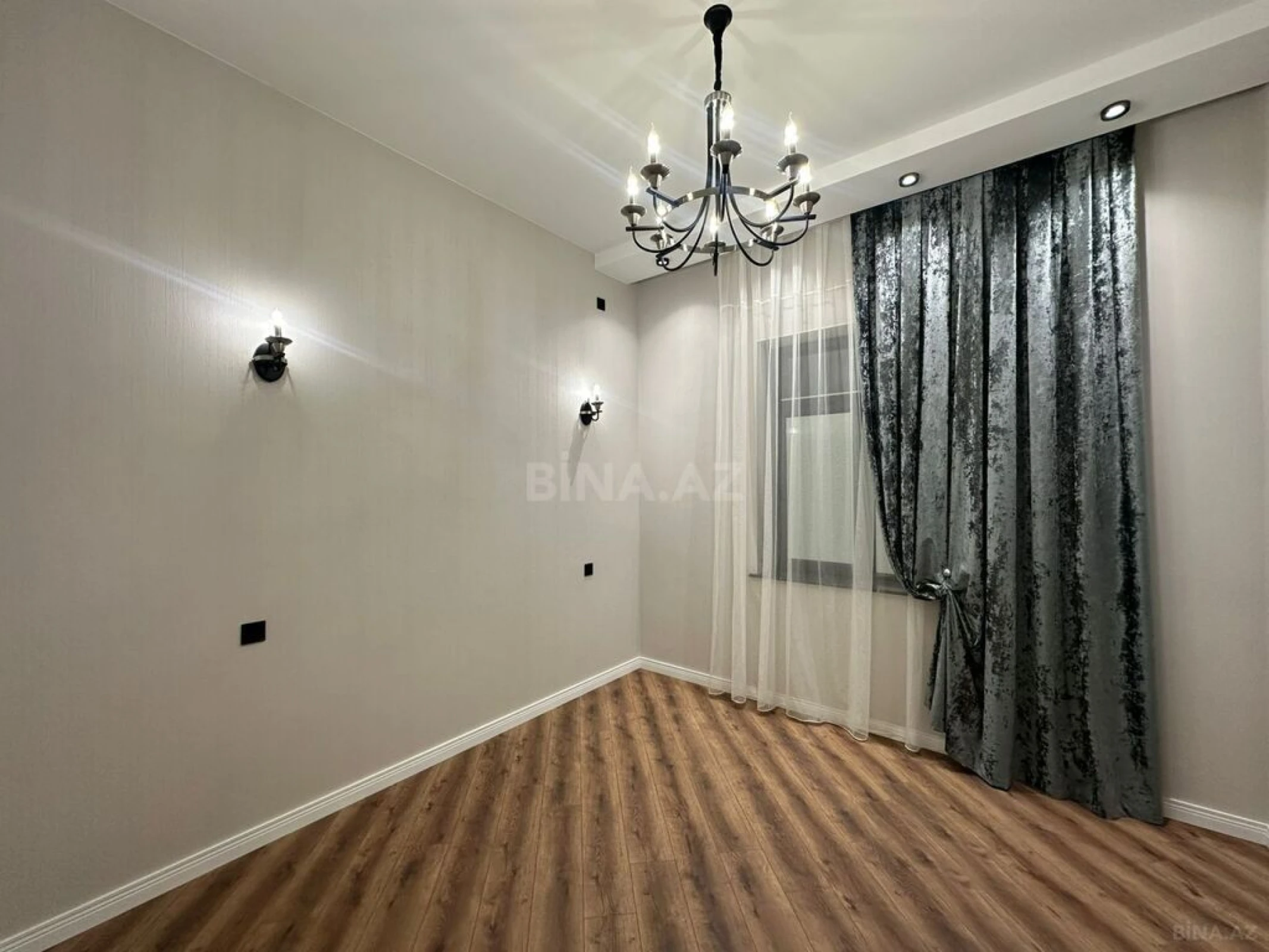 Satılır 4 otaqlı həyət evi 170 m²