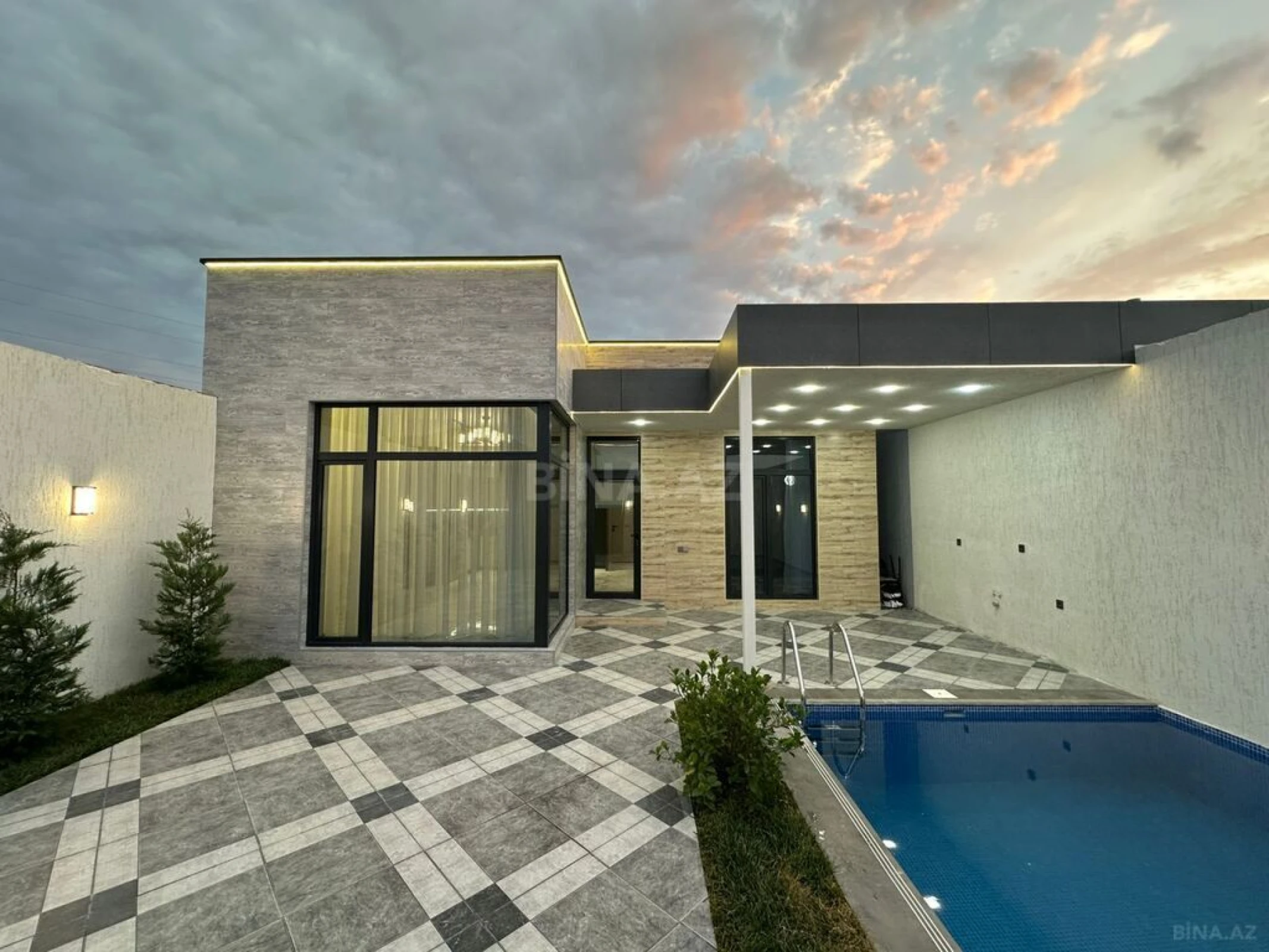Satılır 4 otaqlı həyət evi 110 m²