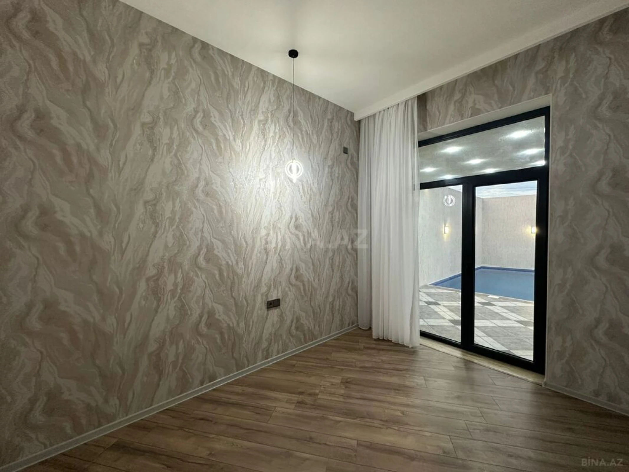Satılır 4 otaqlı həyət evi 110 m²