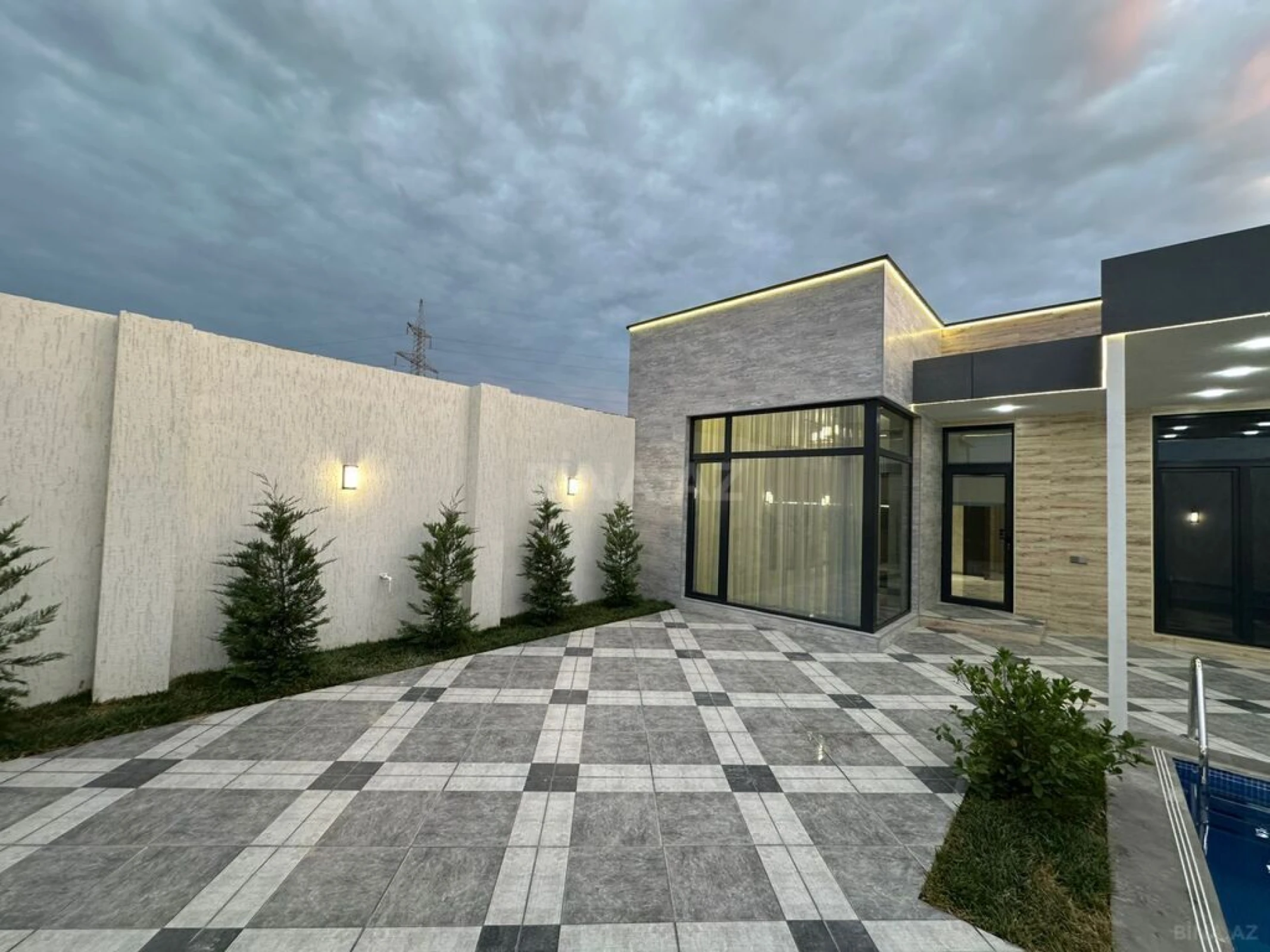 Satılır 4 otaqlı həyət evi 110 m²