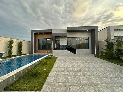 Satılır 4 otaqlı həyət evi 200 m² — Bakı, Mərdəkan 4 otaq 200.00 m²