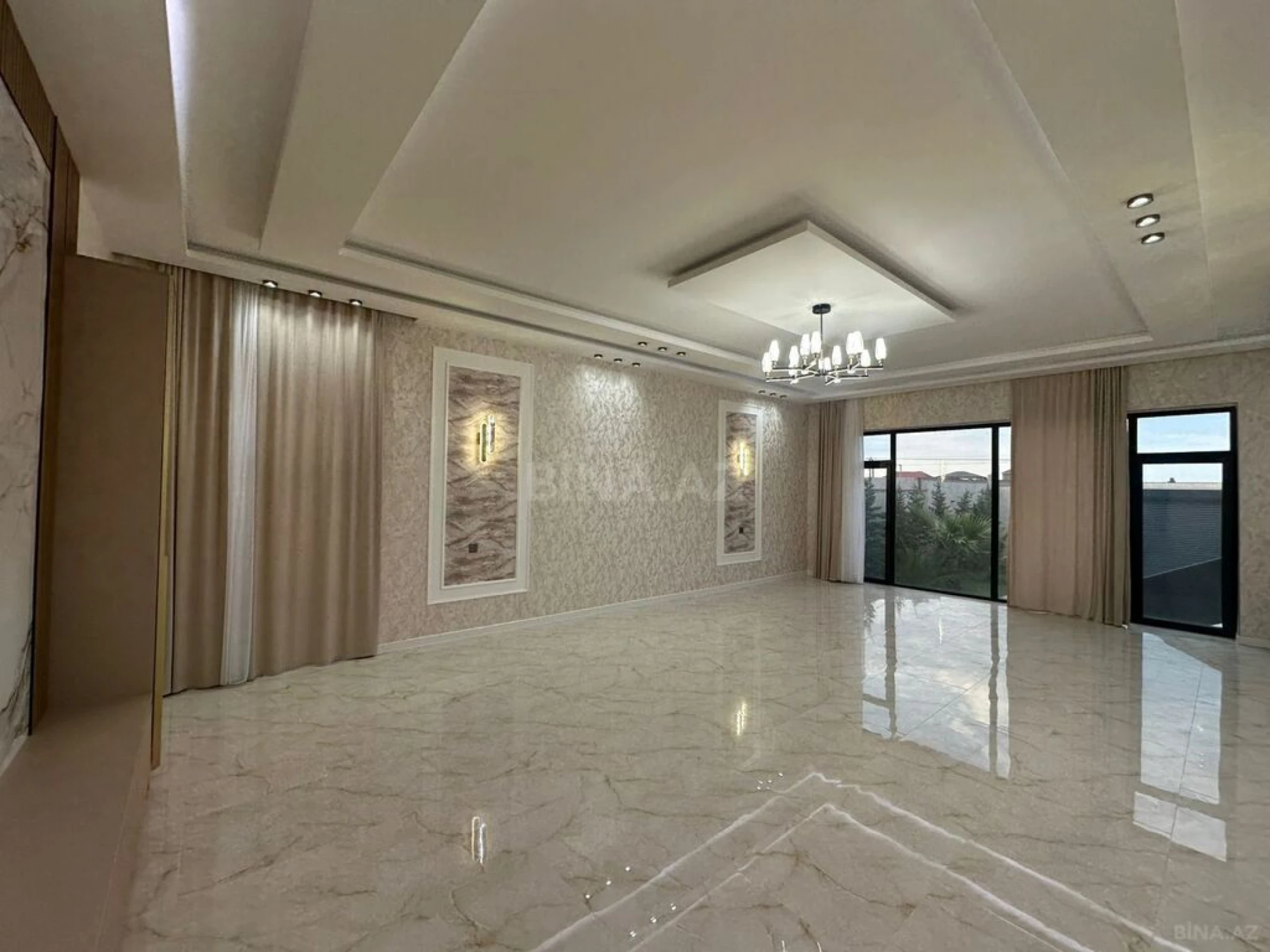 Satılır 4 otaqlı həyət evi 200 m²