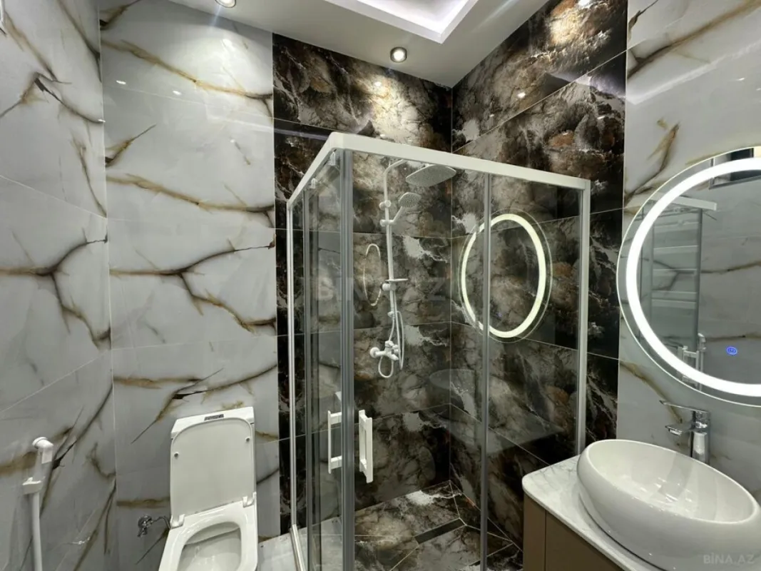 Satılır 4 otaqlı həyət evi 200 m²