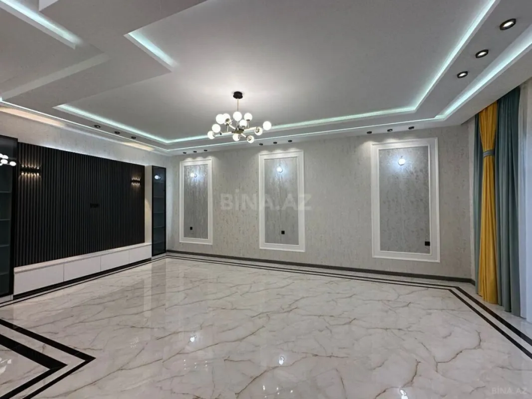 Satılır 4 otaqlı həyət evi 200 m²