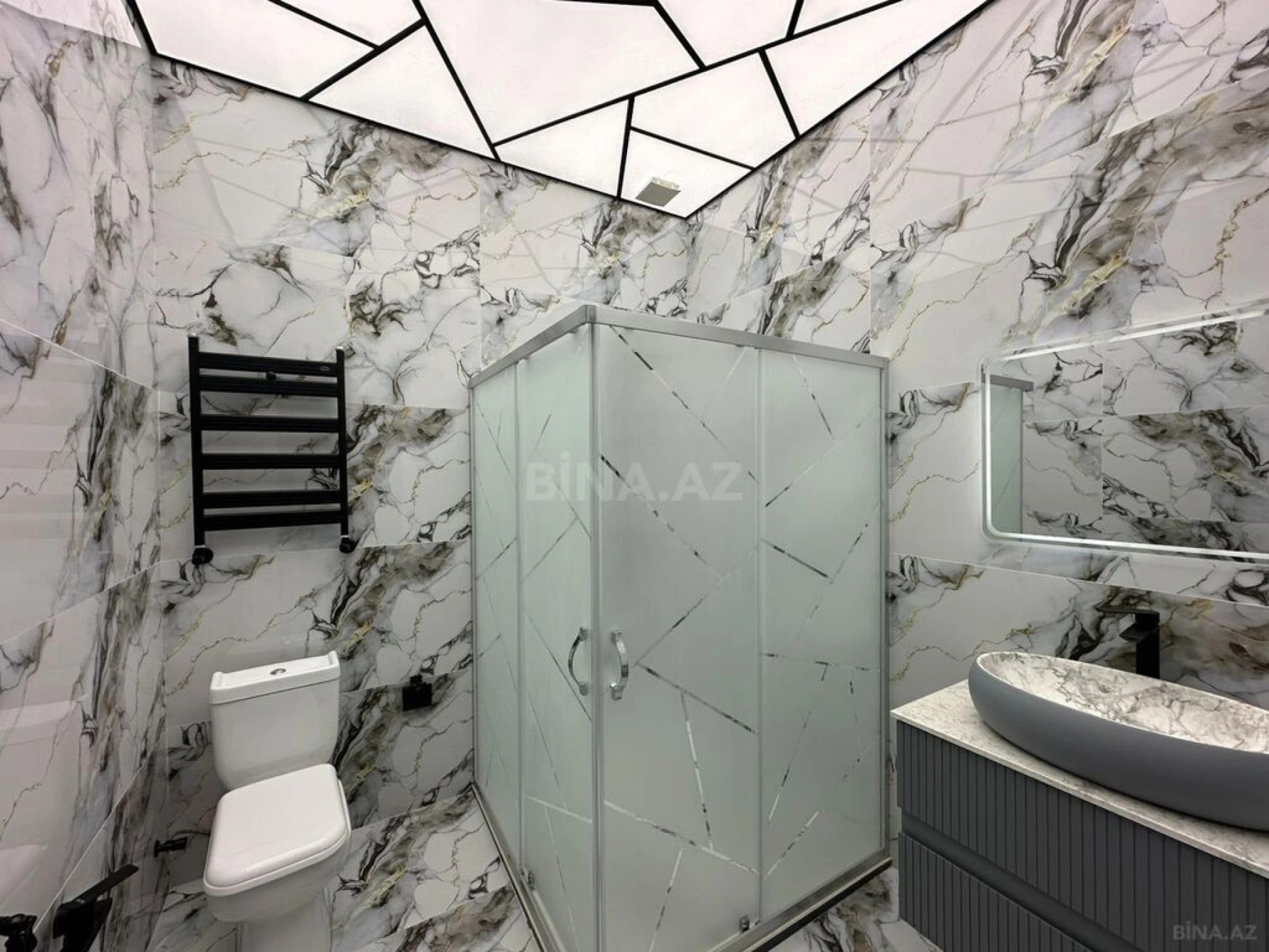 Satılır 4 otaqlı həyət evi 200 m²