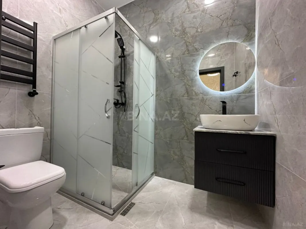 Satılır 4 otaqlı həyət evi 200 m²