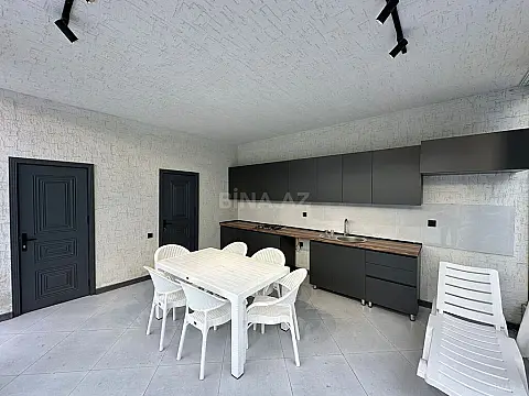Satılır 4 otaqlı həyət evi 200 m²