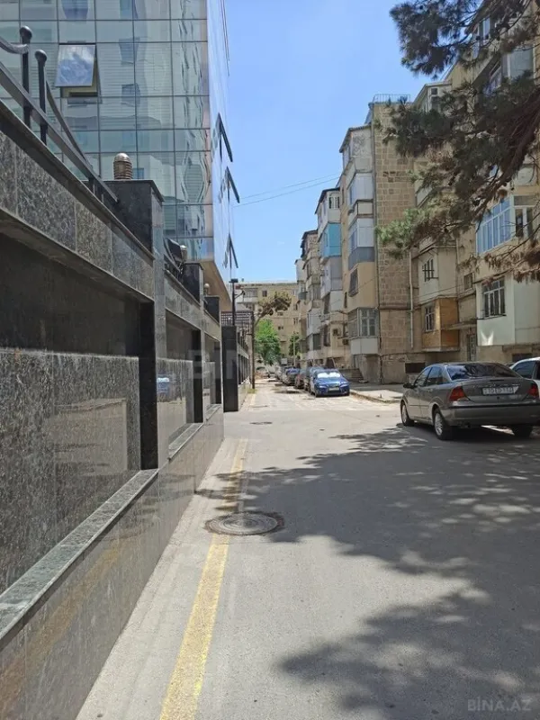 Satılır 5 otaqlı mənzil 75 m²