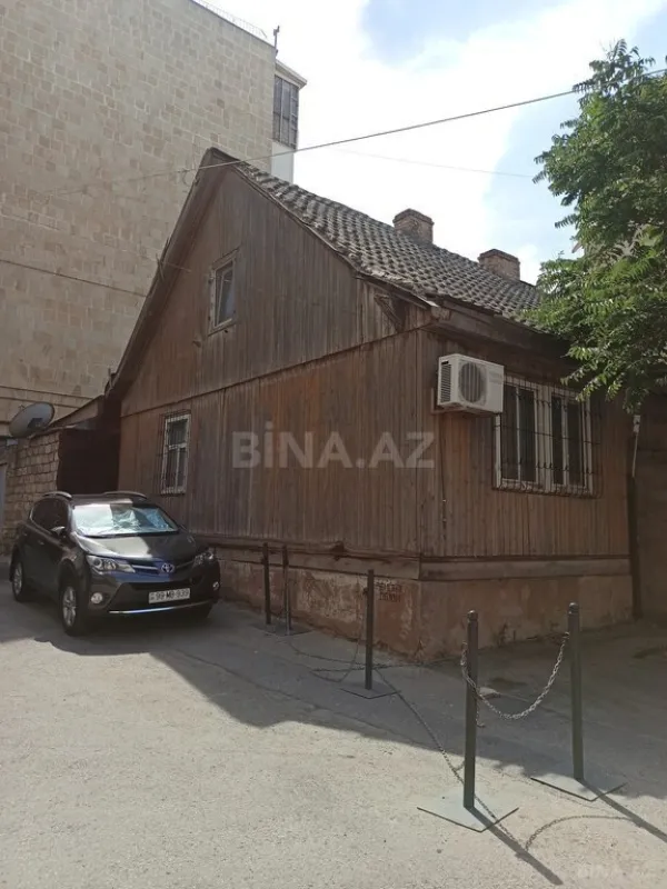 Satılır 5 otaqlı mənzil 75 m²