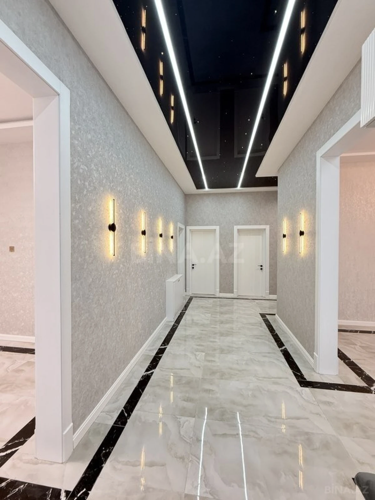 Satılır 5 otaqlı həyət evi 220 m²