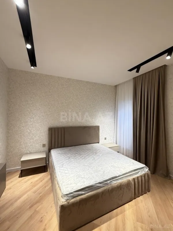 Satılır 5 otaqlı həyət evi 220 m²
