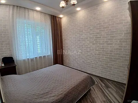 Satılır 5 otaqlı həyət evi 120 m²