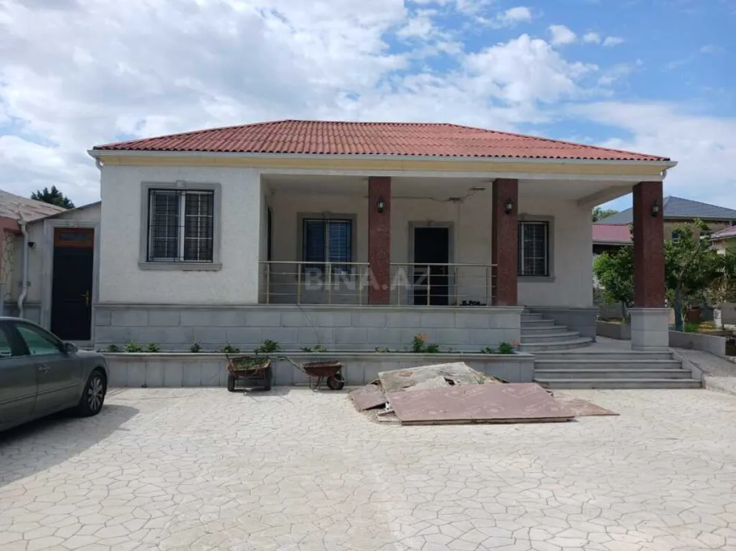 Satılır 5 otaqlı həyət evi 120 m²