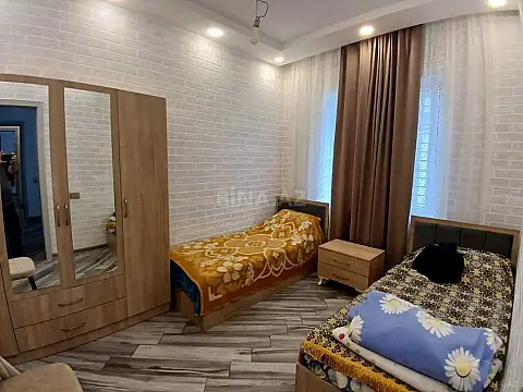Satılır 5 otaqlı həyət evi 120 m²