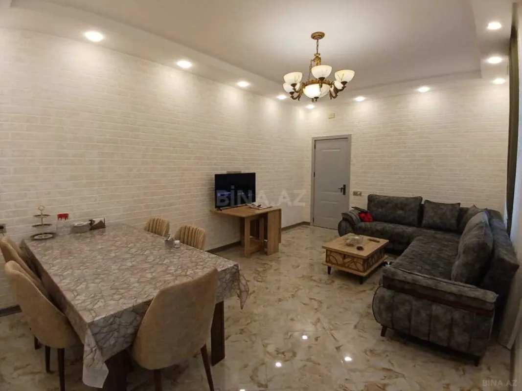 Satılır 5 otaqlı həyət evi 120 m²
