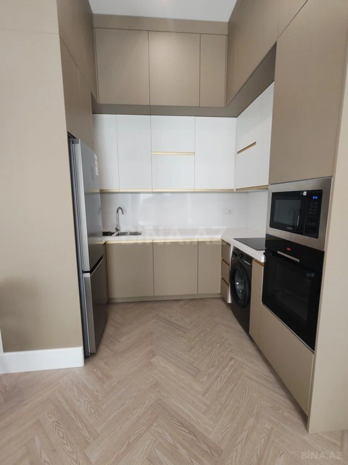 Kirayə verilir 2 otaqlı mənzil 60 m²