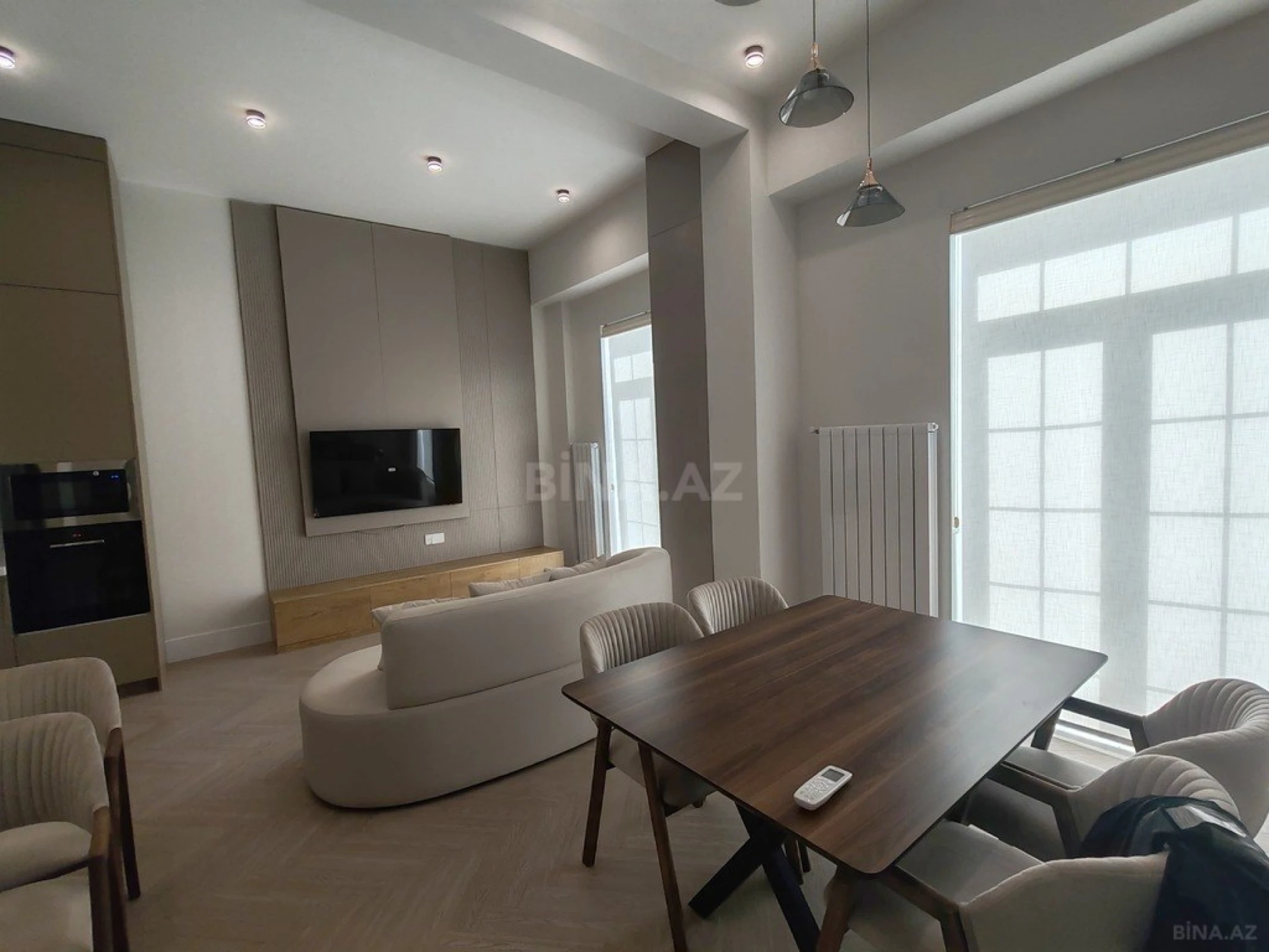 Kirayə verilir 2 otaqlı mənzil 60 m²