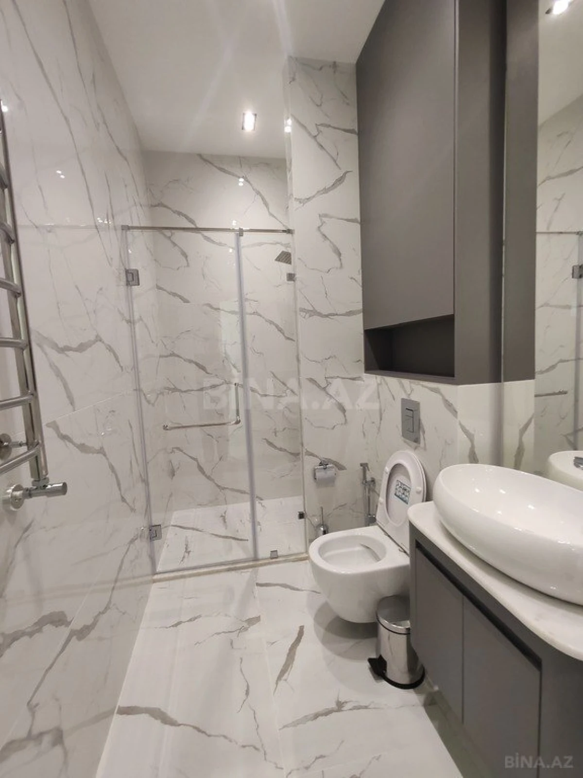 Kirayə verilir 2 otaqlı mənzil 60 m²