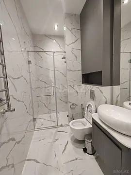 Kirayə verilir 2 otaqlı mənzil 60 m²