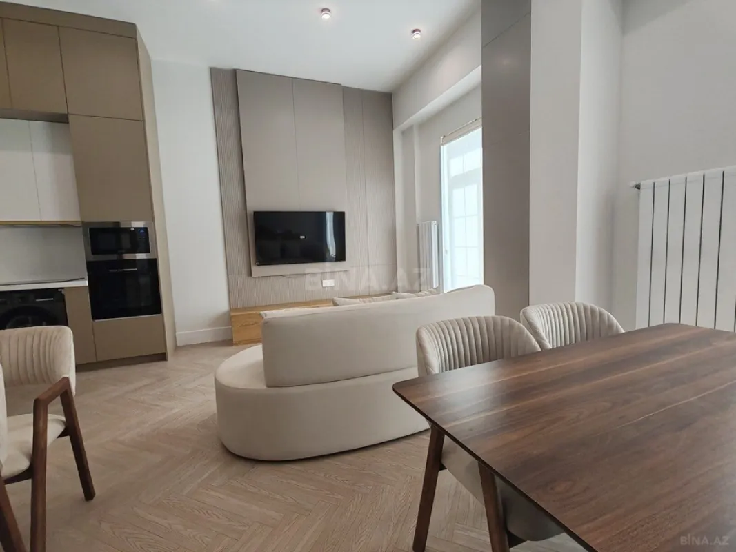 Kirayə verilir 2 otaqlı mənzil 60 m²