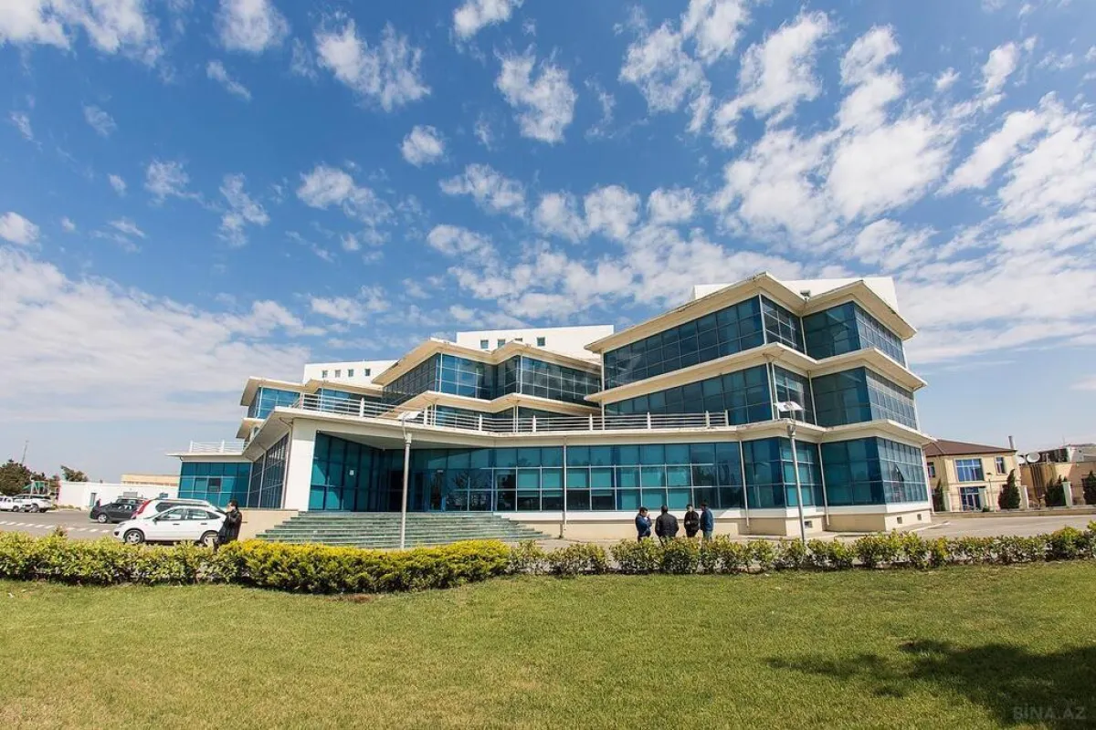 Kirayə verilir 1 otaqlı ofis 15 m²