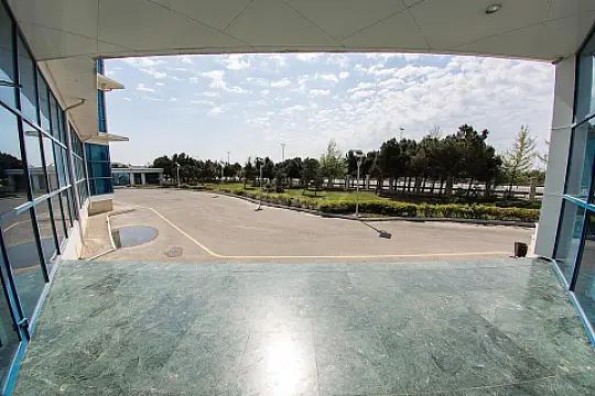 Kirayə verilir 1 otaqlı ofis 15 m²