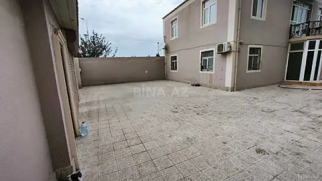 Satılır 4 otaqlı həyət evi 220 m²