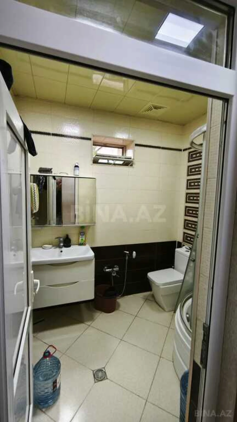 Satılır 4 otaqlı həyət evi 220 m²