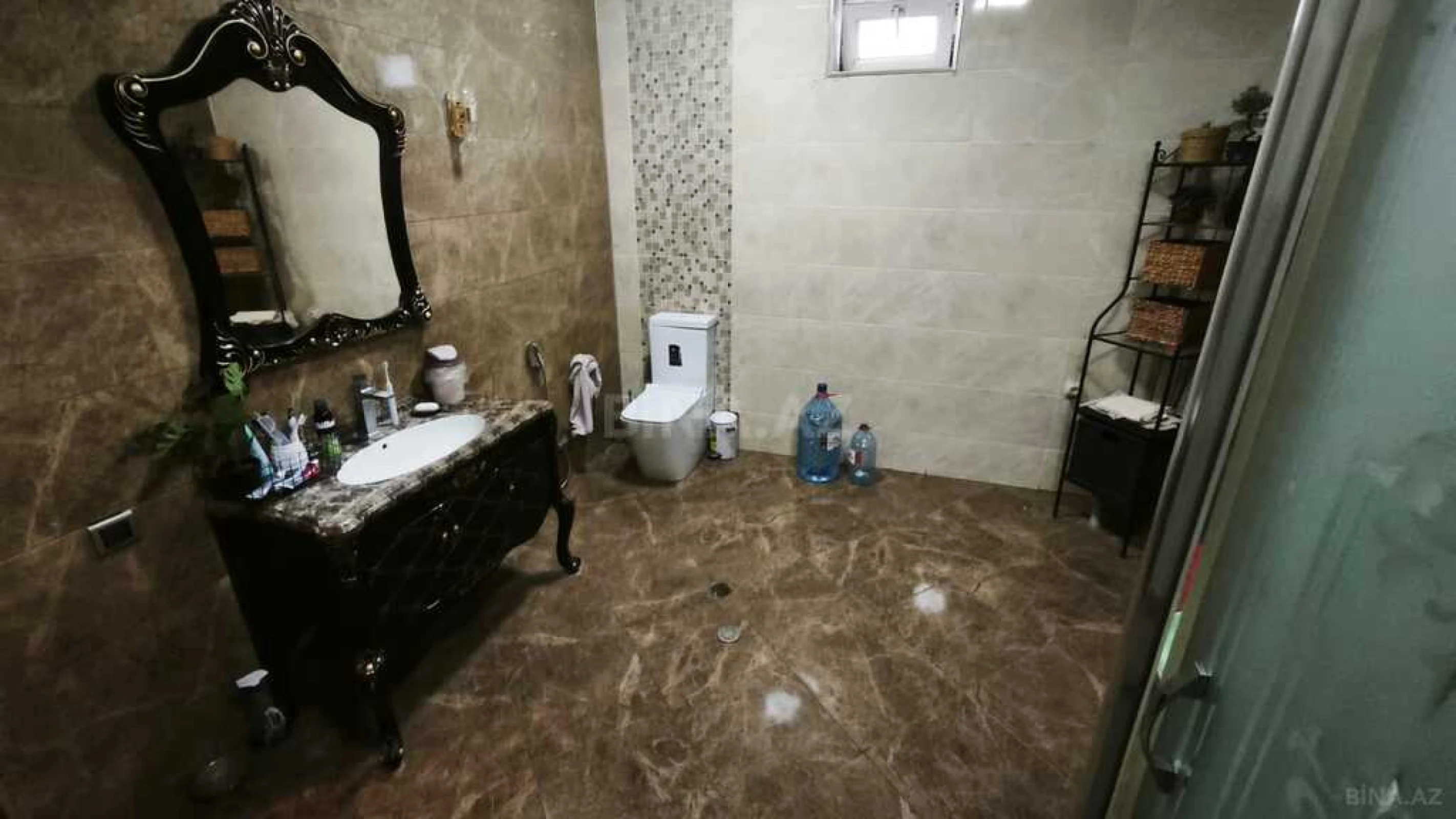 Satılır 4 otaqlı həyət evi 220 m²