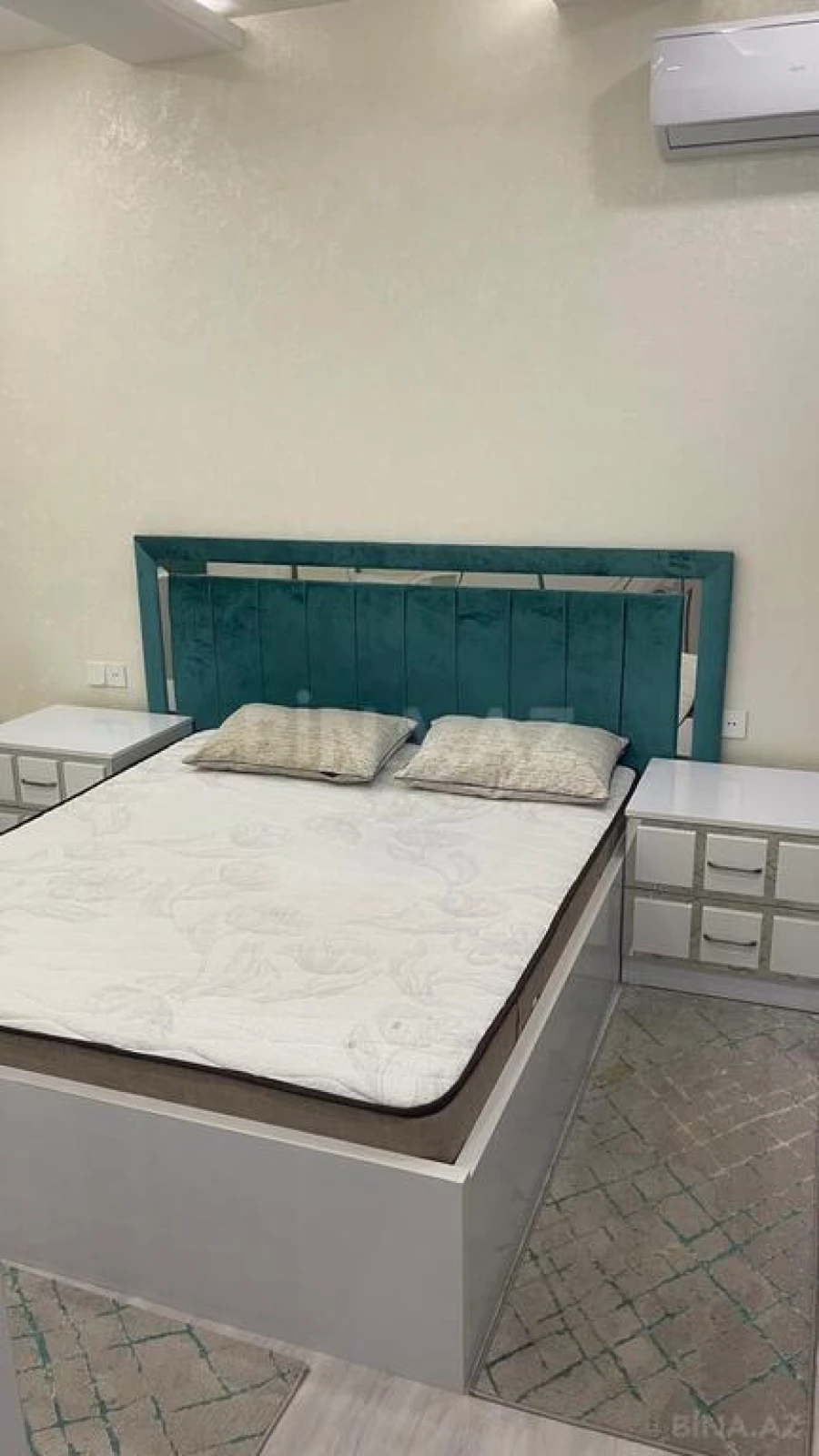 Kirayə verilir 3 otaqlı mənzil 110 m²