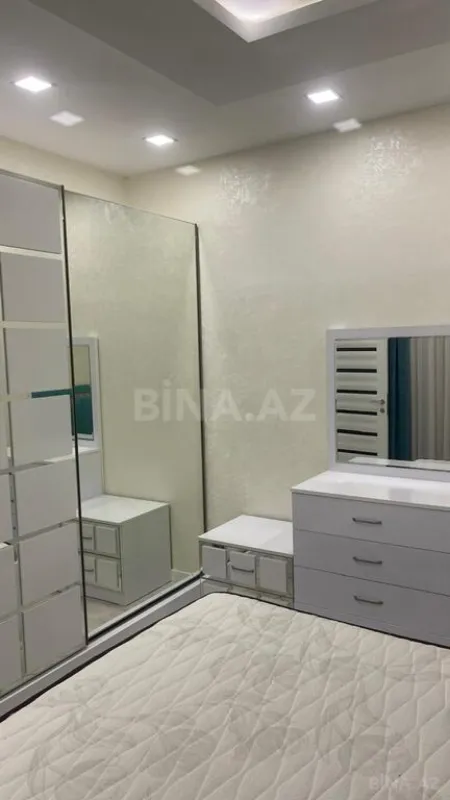Kirayə verilir 3 otaqlı mənzil 110 m²