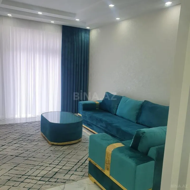 Kirayə verilir 3 otaqlı mənzil 110 m²