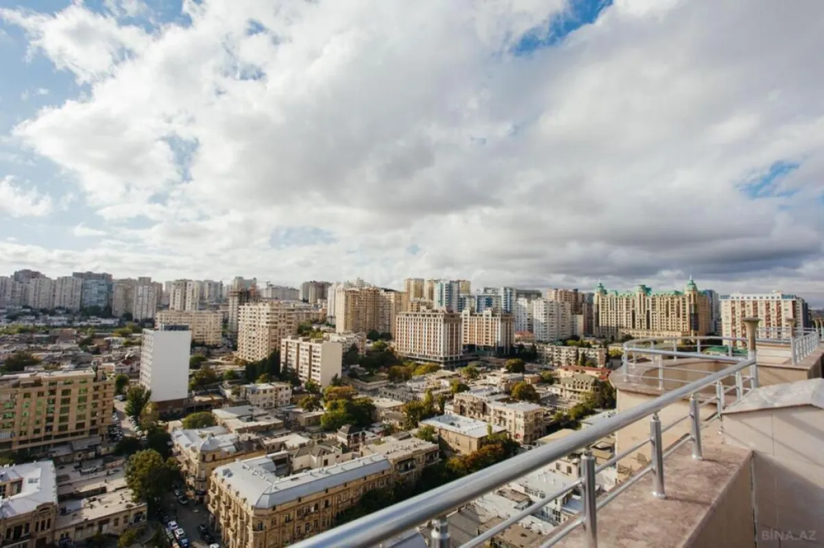 Kirayə verilir 3 otaqlı mənzil 120 m²