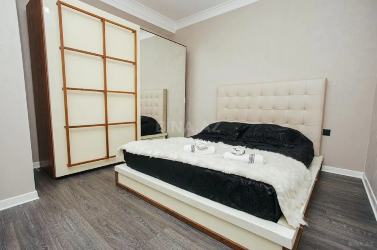 Kirayə verilir 3 otaqlı mənzil 120 m²