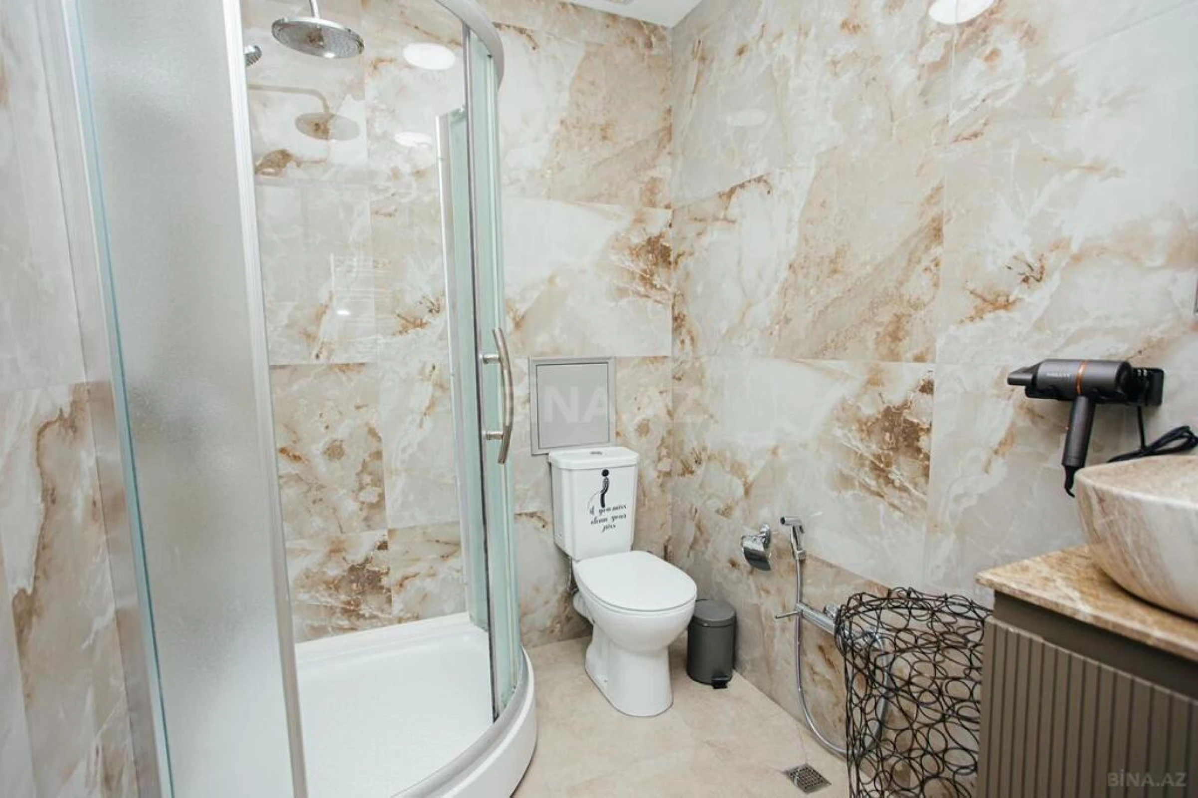 Kirayə verilir 3 otaqlı mənzil 120 m²