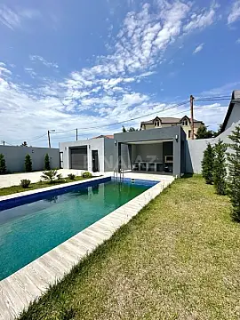 Satılır 4 otaqlı həyət evi 168 m²