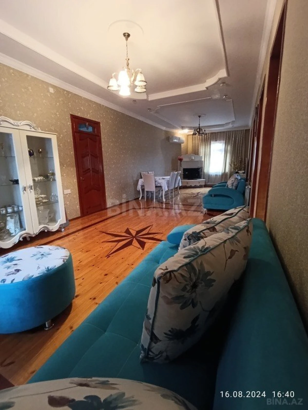 Satılır 5 otaqlı həyət evi 210 m²